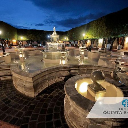Hotel Quinta Santiago ケレタロ エクステリア 写真